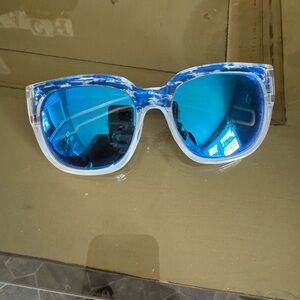 Costas women’s waterwoman sunglasses